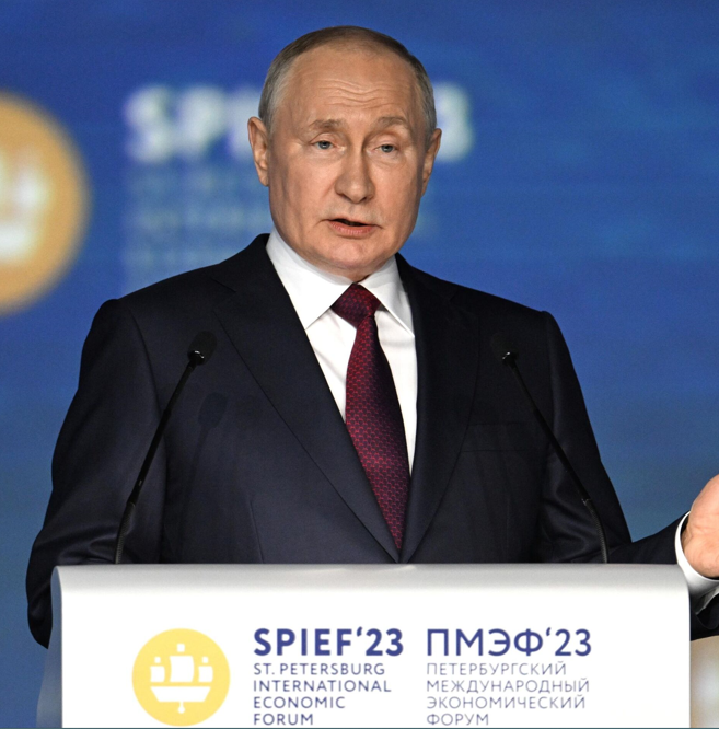 الرئيس الروسي فلاديمير بوتين، كلمة خلال مشاركته في منتدى بطرسبورغ الاقتصادي - إنترنت