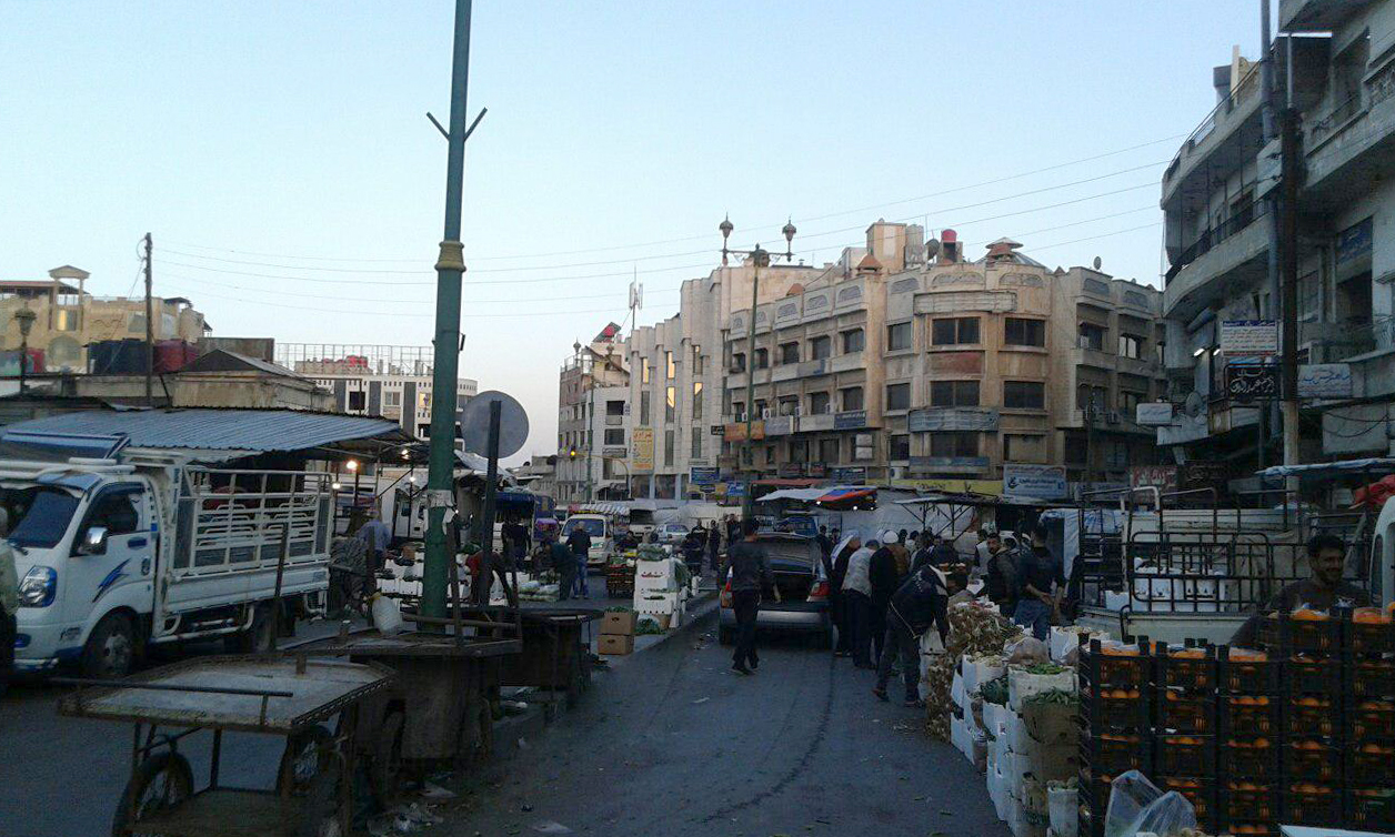 دمشق الأزمة الاقتصادية الفقر البطالة نقص السلع الأساسية الترف والبذخ أونصات الذهب الثروة والسلطة التفاوت الاجتماعي الجوع