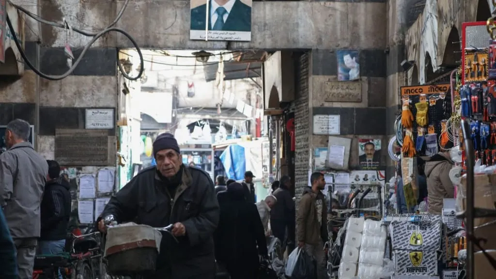 الحكومة السورية تسير في طريق مسدود، ولا توجد أي خطط واضحة لمعالجة الأزمة الاقتصادية - إنترنت