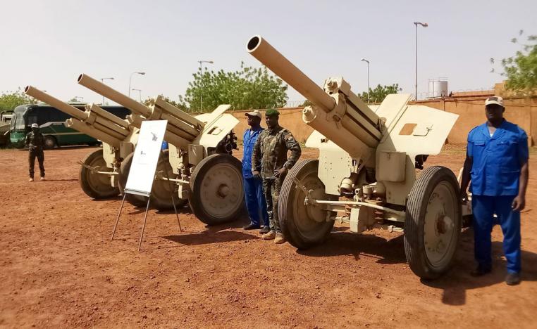 مصر ترسل أسلحة ثقيلة ومدرعات للنيجر لمكافحة الإرهاب - إنترنت
