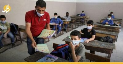 “القادم أسوأ”.. حتى الكتب المدرسية لم تسلم من قرارات دمشق