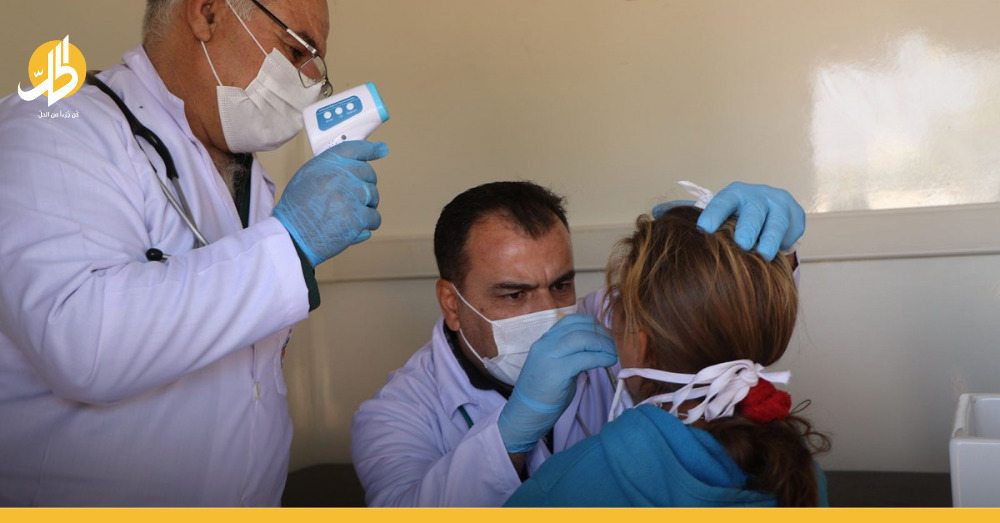 العيادة آخر وجهات المريض السوري.. المعاينة بخمسين ألف والطبيب يبحث عن فرصة للهجرة