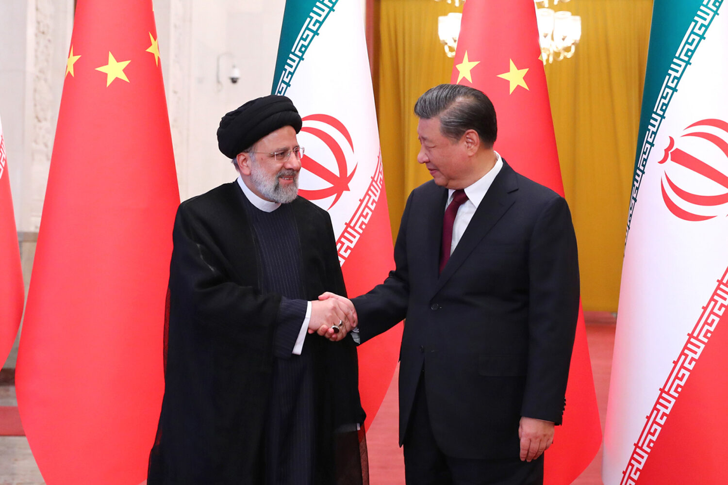 الحرب الصين إيران