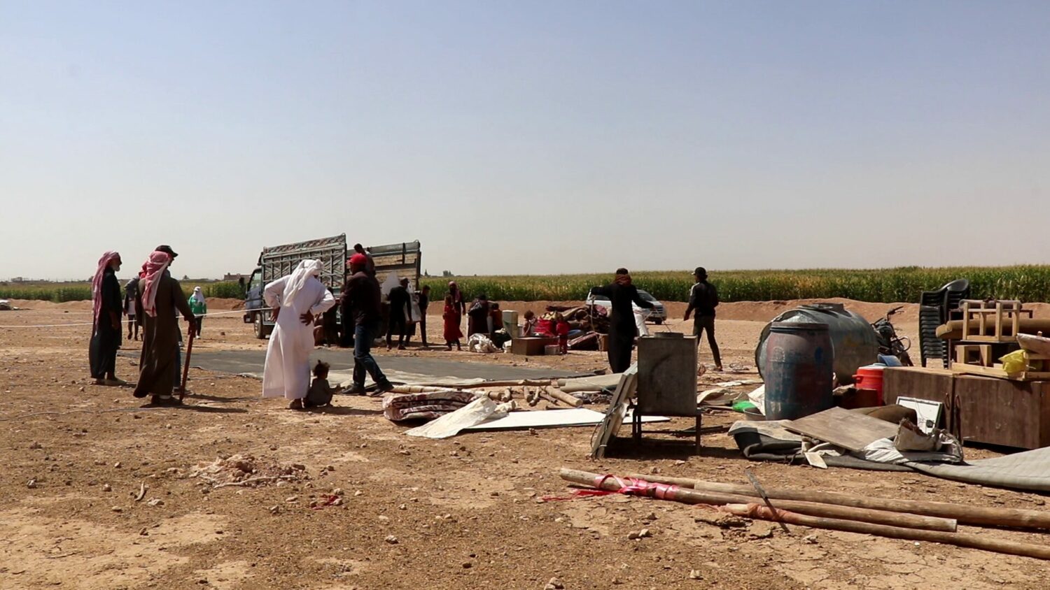 مخيمات الرقة السورية على صفيح ساخن.. انهيار وأحداث مؤسفة