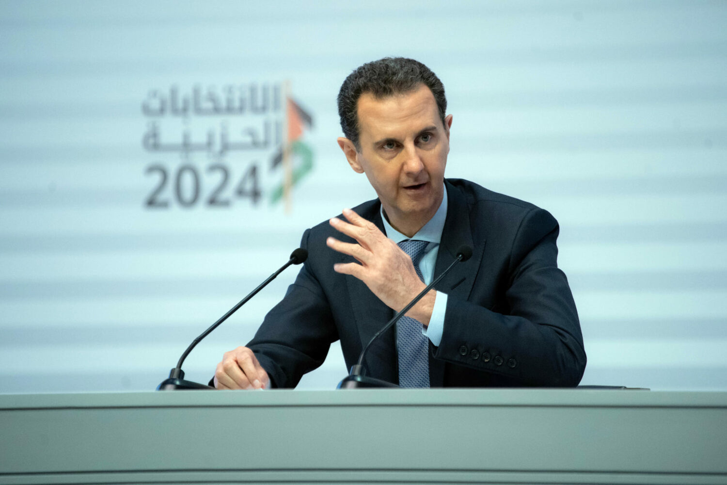 الرئيس السوري بشار الأسد خلال اجتماع انتخاب اللجنة المركزية لحزب "البعث"