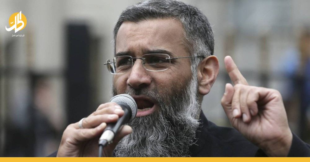 أنجم تشودري: السجن المؤبد لـ”داعية الكراهية” وطالب بتحويل قصر باكنغهام لمسجد