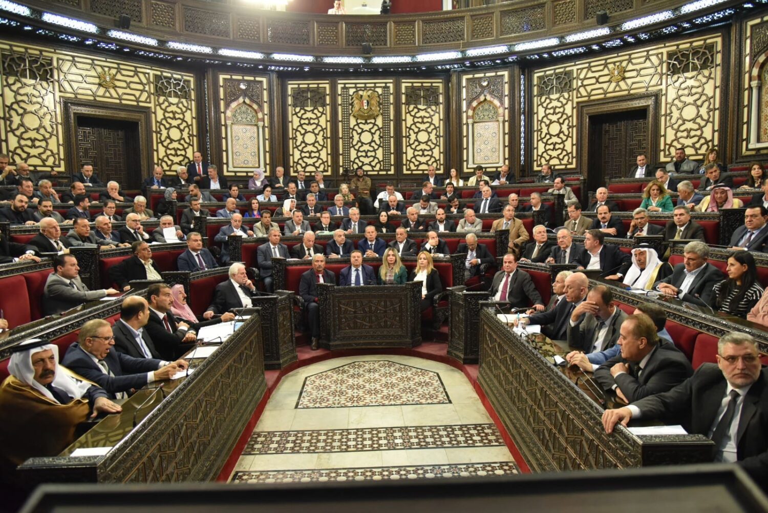 أعضاء مجلس الشعب السوري في جلسة تشريعية 4 تشرين ثاني/نوفمبر 2024 - وسائل التواصل