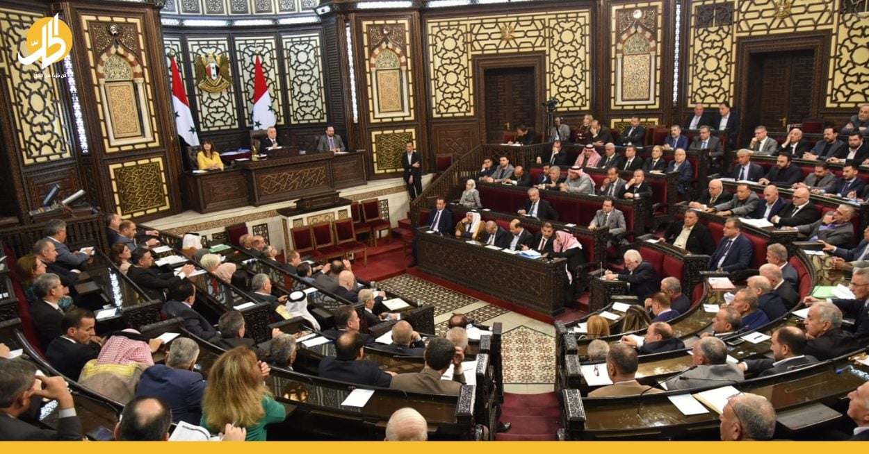 ملاحقات قضائية وإسقاط عضوية.. ماذا يحدث في “مجلس الشعب”؟