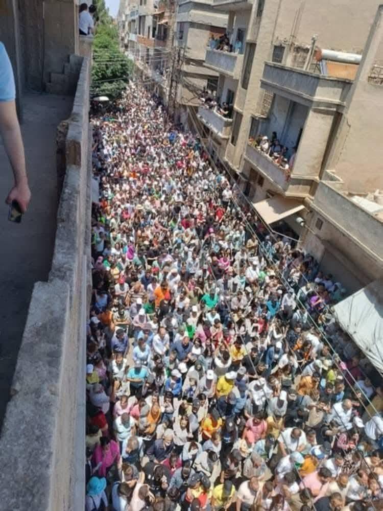 مظاهرات لأبناء الطائفة المرشدية في مدينة حمص - إنترنت
