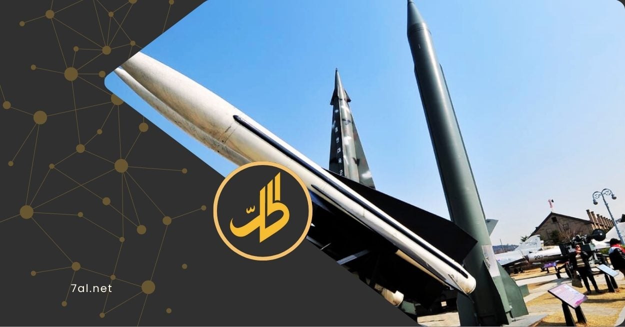 رغم الدعاية الإعلامية التي تصوّرها كقوة صاروخية متطورة، يبدو أن جماعة "الحوثي" ما تزال تعتمد في هجماتها البالستية ضد إسرائيل، على صواريخ "سكود" المعدّلة، وهي منظومة سوفيتية تعود إلى خمسينيات القرن الماضي.  