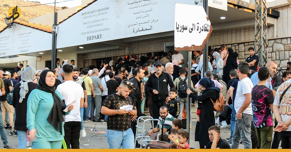 قرار الـ 100 دولار.. مسؤول سابق يبرر الإجراء الأكثر جدلاً في معابر سوريا