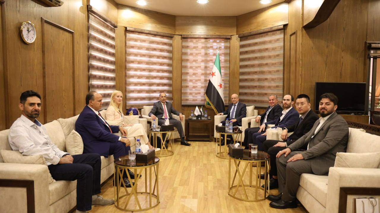وزارة النقل تبحث مع وفود استثمارية أردنية فرص التعاون في قطاع النقل