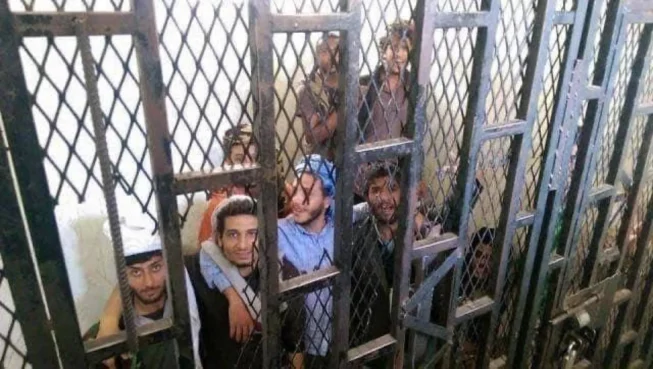 تصاعدت الأوضاع في صنعاء بشكل لافت خلال الأيام الماضية، بعدما دخل عشرات المختطفين في سجن جهاز الأمن والمخابرات التابع لجماعة "الحوثي"، في إضراب مفتوح عن الطعام، احتجاجاً على ظروف احتجازهم القاسية.  