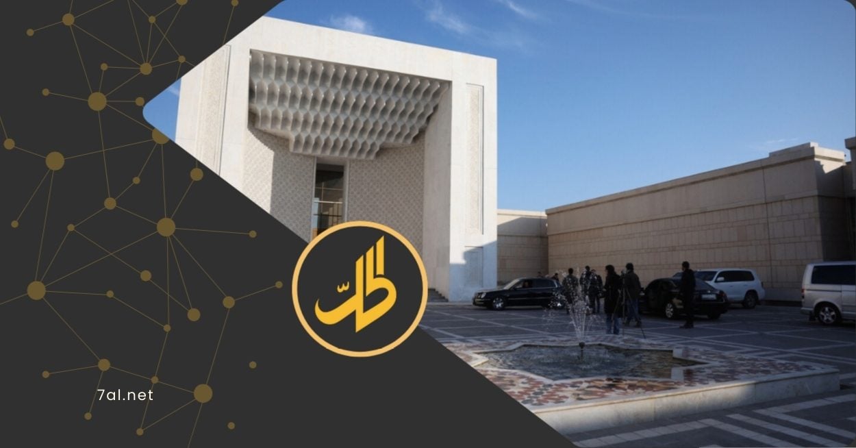 من طلب عمل إلى تهديد بالاعتقال.. أكاديمي سوري يروي ما جرى أمام قصر الشعب