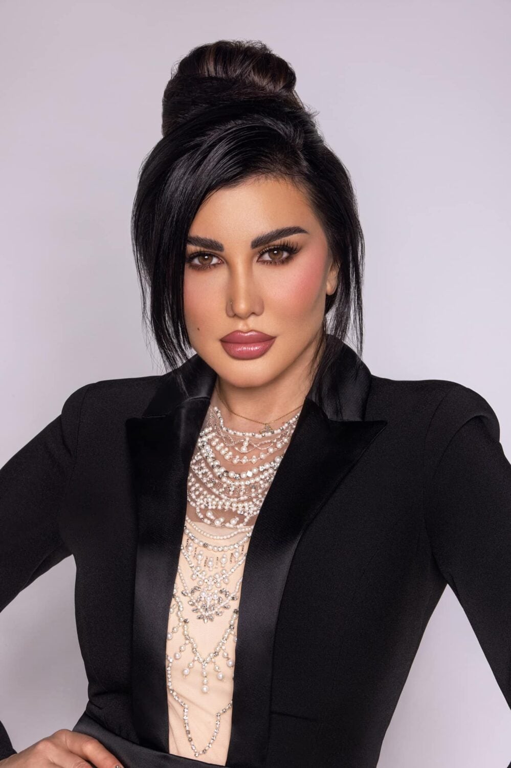 الفنانة السورية جيني إسبر - إنترنت