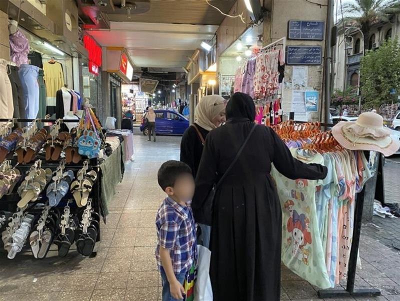بسطات للمحلات التجارية في الجسر الأبيض بدمشق - "الحل نت"