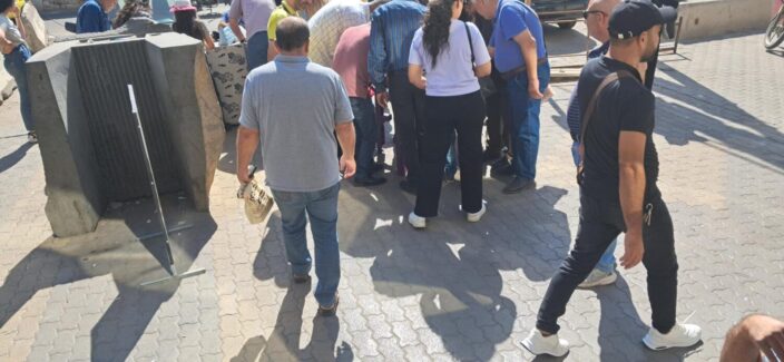 انطلقت صباح اليوم الأربعاء 17 أيلول/سبتمبر حملة جمع التواقيع الخطيّة من أبناء السويداء من أجل حقّ تقرير المصير (خاص الحل نت)