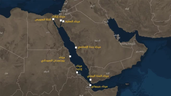 بعد تصاعد تهديدات جماعة "الحوثي" للملاحة الدولية، تتجه مصر والسعودية اليوم لإنشاء تحالف جديد في البحر الأحمر، عبر تأسيس قوة بحرية مشتركة تهدف إلى تأمين الممرات التجارية الحيوية.