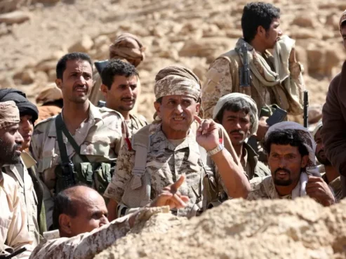 رحل القائد العسكري اليمني عبد الرب الشدادي قبل تسع سنوات، لكن أثره الطيب لم يرحل، فالرجل القادم من قرية صغيرة بمديرية العبدية في مأرب، استطاع صنع تحولات كبيرة في مجرى الحرب مع جماعة "الحوثي"، ما تزال ذكراها حاضرة إلى اليوم.