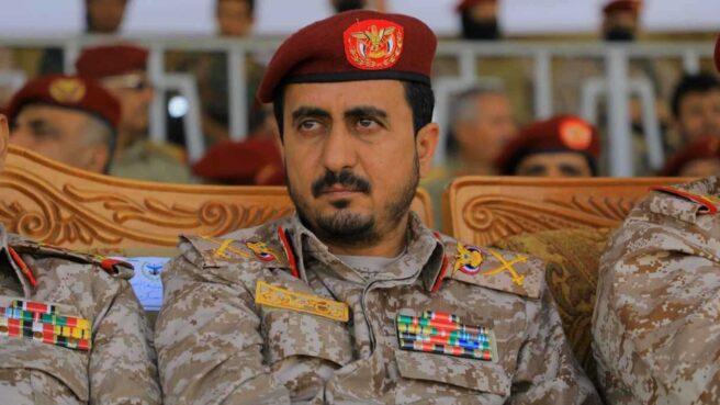 أعلنت جماعة "الحوثي"، الخميس، مقتل رئيس هيئة أركانها محمد عبد الكريم الغماري، بعد عدة أشهر من تداول أنباء عن مقتله في غارة جوية استهدفت العاصمة المختطفة صنعاء وسط اليمن.