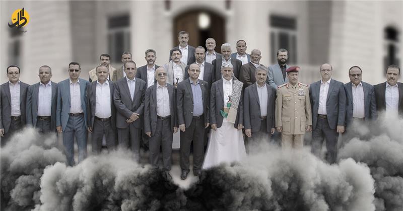 تمر جماعة "الحوثي" منذ الغارة الإسرائيلية التي استهدفت حكومتها غير المعترف بها دولياً في صنعاء، نهاية آب/ أغسطس 2025، بمرحلة حرجة من التخبط السياسي والإداري.