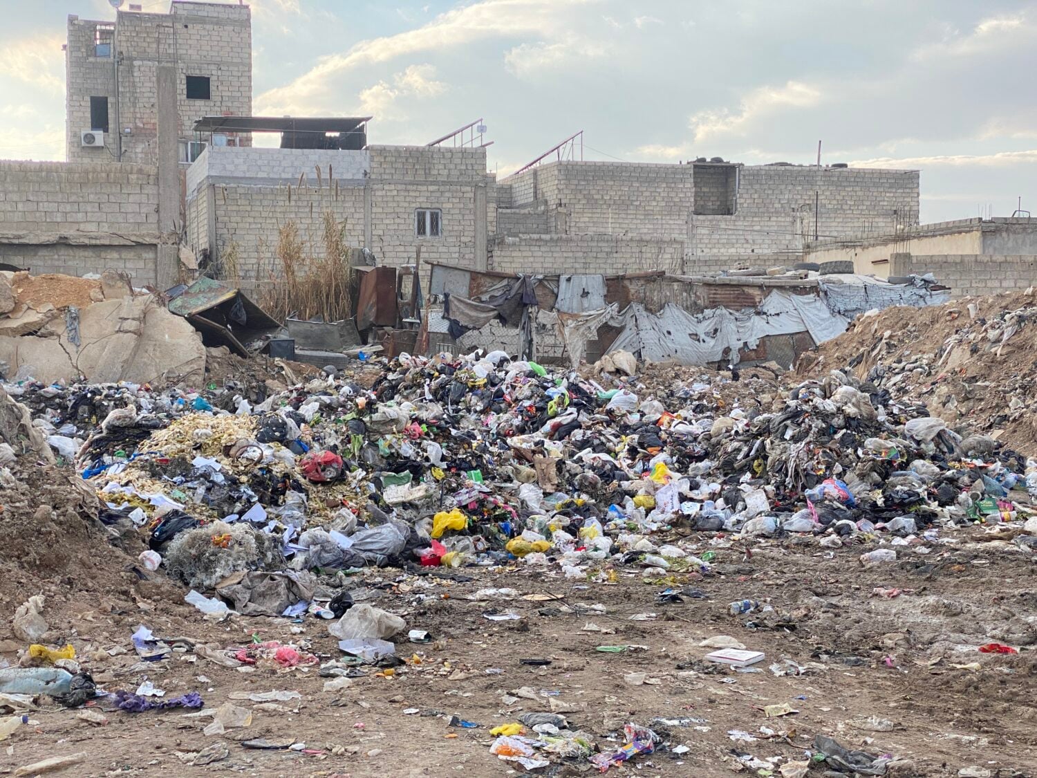 أزمة نفايات في بيادر نادر بدمشق "الحل نت"