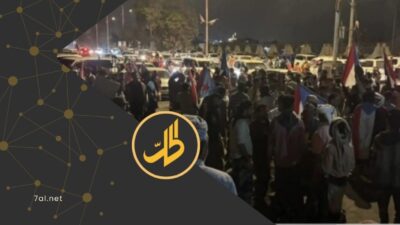 بدت العاصمة المؤقتة عدن، ليل الخميس، وكأنها تستعيد واحدة من أكثر صورها قسوة منذ سنوات، شوارع متوترة، مسلحون ينتشرون في أحياء رئيسية، وأصوات إطلاق نار قرب بوابة قصر معاشيق، حيث مقر الحكومة العائدة حديثاً لممارسة مهامها من الداخل.