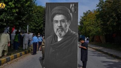 الأسئلة الصعبة حول تعيين “مجتبى خامنئي” مرشداً أعلى لإيران