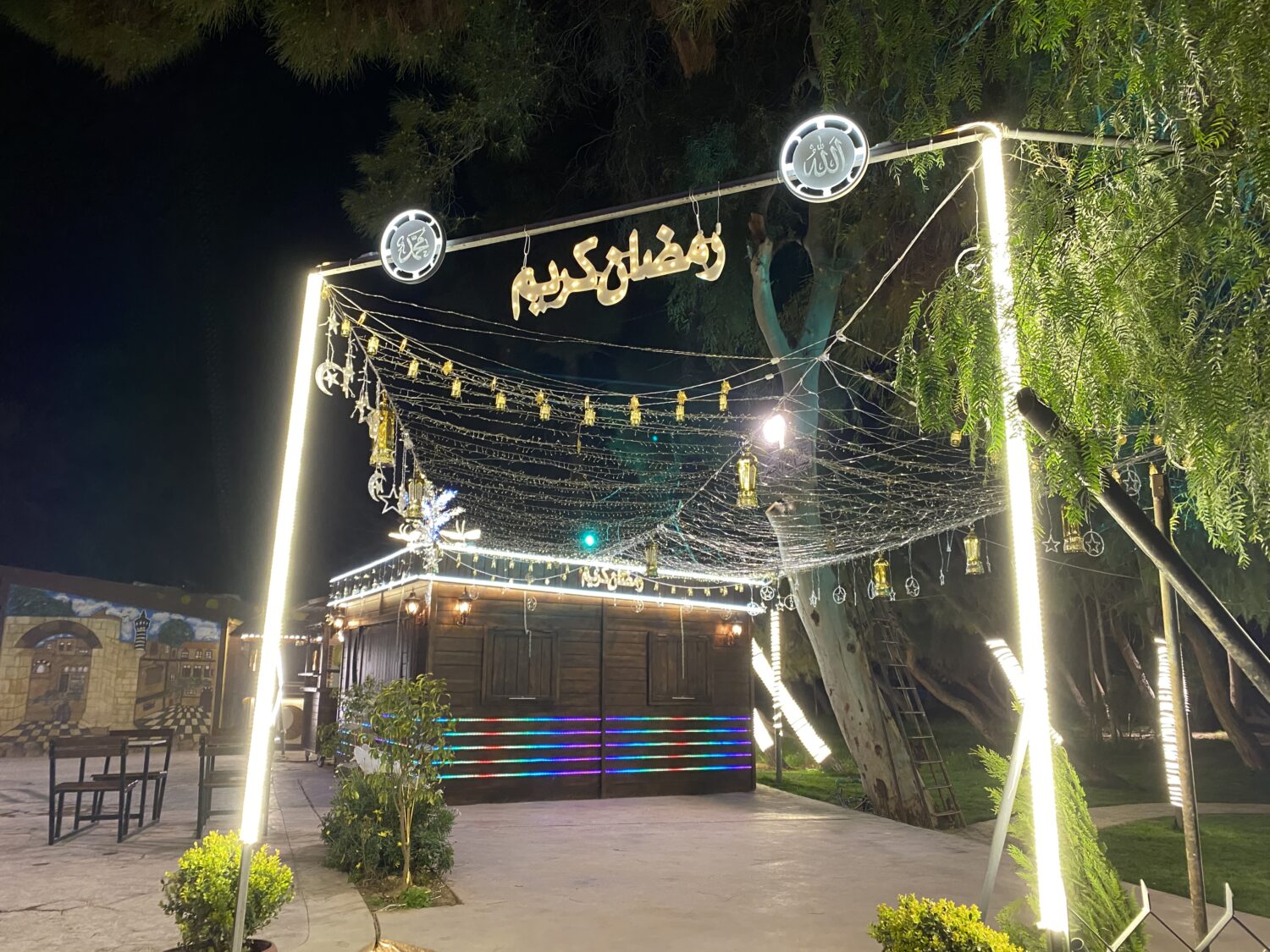 زينة رمضان في السكن الجامعي  بمنطقة المزة في دمشق