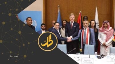 أعلنت الحكومة اليمنية والتحالف بقيادة السعودية، اليوم الخميس، التوصل إلى اتفاق جديد لتبادل نحو 1750 محتجزاً من مختلف الأطراف، بينهم 27 محتجزاً من قوات التحالف، في خطوة وٌصفت بأنها الأكبر منذ سنوات، ضمن مسار تبادل الأسرى المرتبط بالنزاع اليمني.