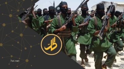 كشفت وثائق حصرية نشرها تحقيق لمؤسسة "أنباء" البحثية المستقلة، عن تفاصيل غير مسبوقة بشأن تواصل مباشر ومفاوضات ممتدة بين جماعة "الحوثي" الموالية لطهران، وحركة "الشباب" الصومالية، في مسار يسلط الضوء على علاقة مصالح تتجاوز الفجوة العقائدية العميقة بين الطرفين.