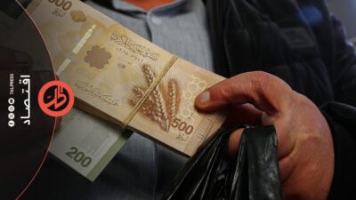 تراجع الدولار في سوريا 6.3% خلال 13 يوماً يثير جدلاً حول أسباب التقلبات