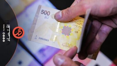 تراجع قياسي لليرة السورية.. هل يقف استبدال العملة وراء انهيارها؟