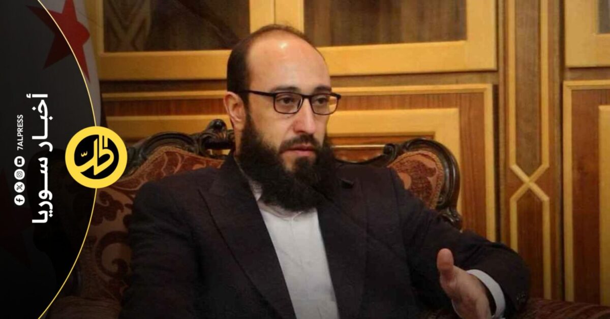 شادي الويسي المتهم بالمشاركة في إعدام امرأتين معاوناً لمحافظ الرقة