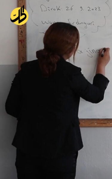 التربية السورية تعتمد الكردية كلغة وطنية بثلاث حصص أسبوعياً
