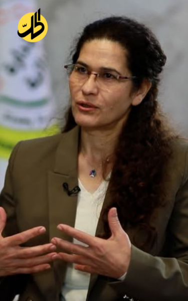 خاص: بعد حل “قسد”.. إلهام أحمد إلى مجلس الشعب ومرسوم جديد للغة الكردية