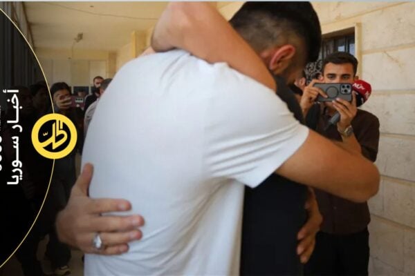 رحلة المعتقلين لدى الحكومة الانتقالية.. سوء معاملة وتعذيب وتنقلات بين عدة سجون