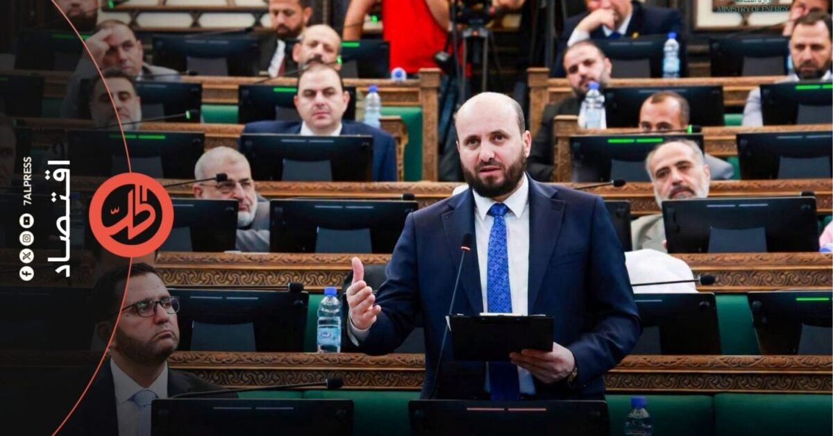 "لا يوجد لدينا سويفت".. تصريح لوزير الطاقة يناقض إعلانات سابقة للمركزي