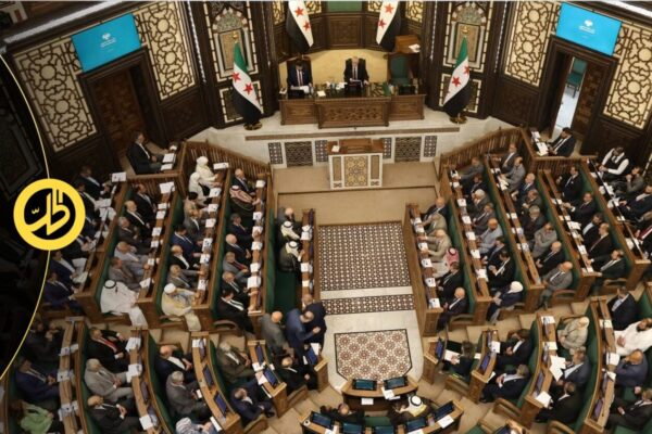أول اختبار للرقابة البرلمانية.. جلسة استماع لوزير التربية تكشف تحديات التعليم في سوريا