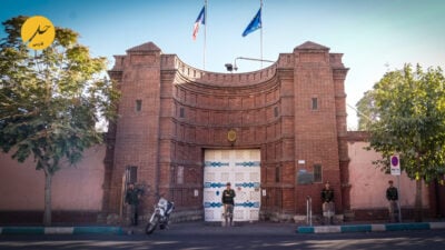 احضار سفیر ایران در پاریس در پی پلمب مرکز زبان فرانسه در تهران، افزایش تنش‌های دیپلماتیک میان دو کشور