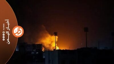 أعلن تحالف دعم الشرعية في اليمن، تدمير 136 هدفاً عسكرياً في مناطق خاضعة لسيطرة جماعة "الحوثي" الموالية لطهران، بالتزامن مع إعلان القوات الحكومية تنفيذ آلاف الضربات واستعادة مواقع على جبهات القتال، ضمن عملية "فجر اليمن" التي أٌطلقت مطلع تشرين الأول/ أكتوبر الجاري.